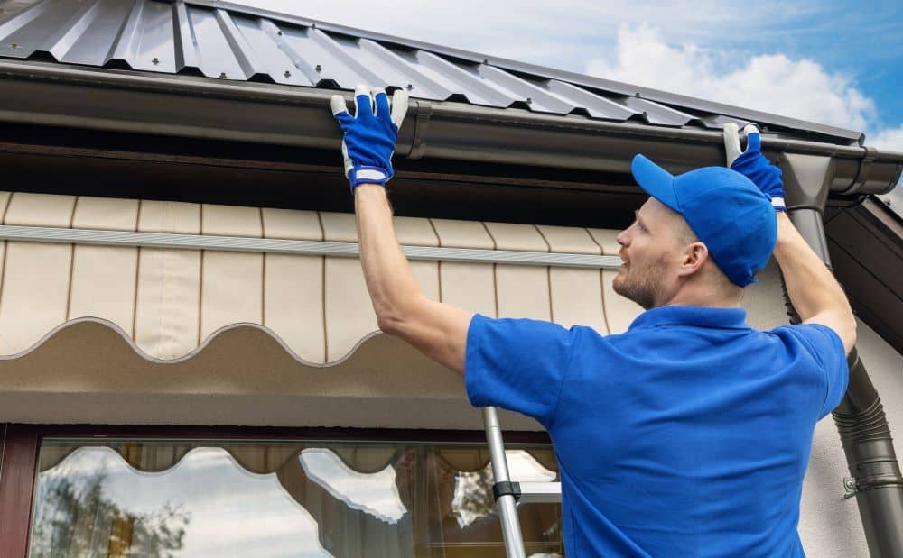 Roof Plumbers generally work on gutters and flashings.